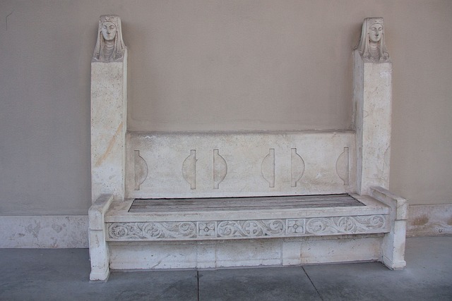 他通过不断 他通过不断